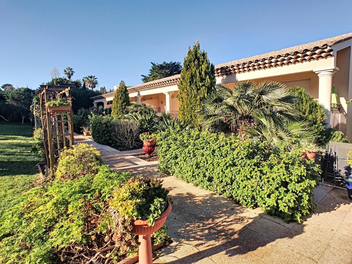 Appartement 2 Pieces Au Coeur Du Cap D'อองทีบส์ ภายนอก รูปภาพ